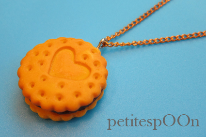 1 Qty I Heart You Cookie With Chocolate Cream Filling Necklace